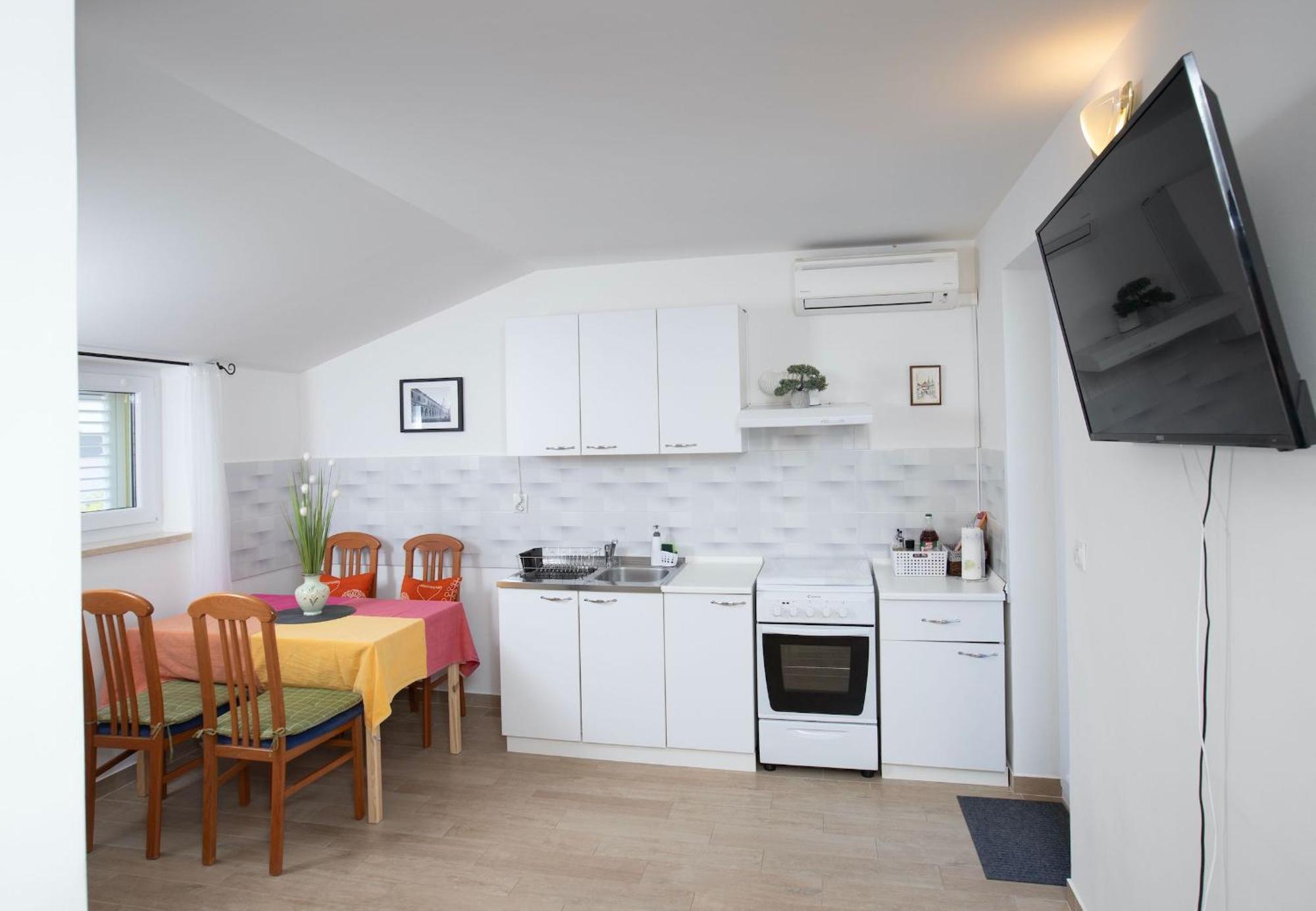 Goldfinch Estate Apartment บานโจเล ห้อง รูปภาพ