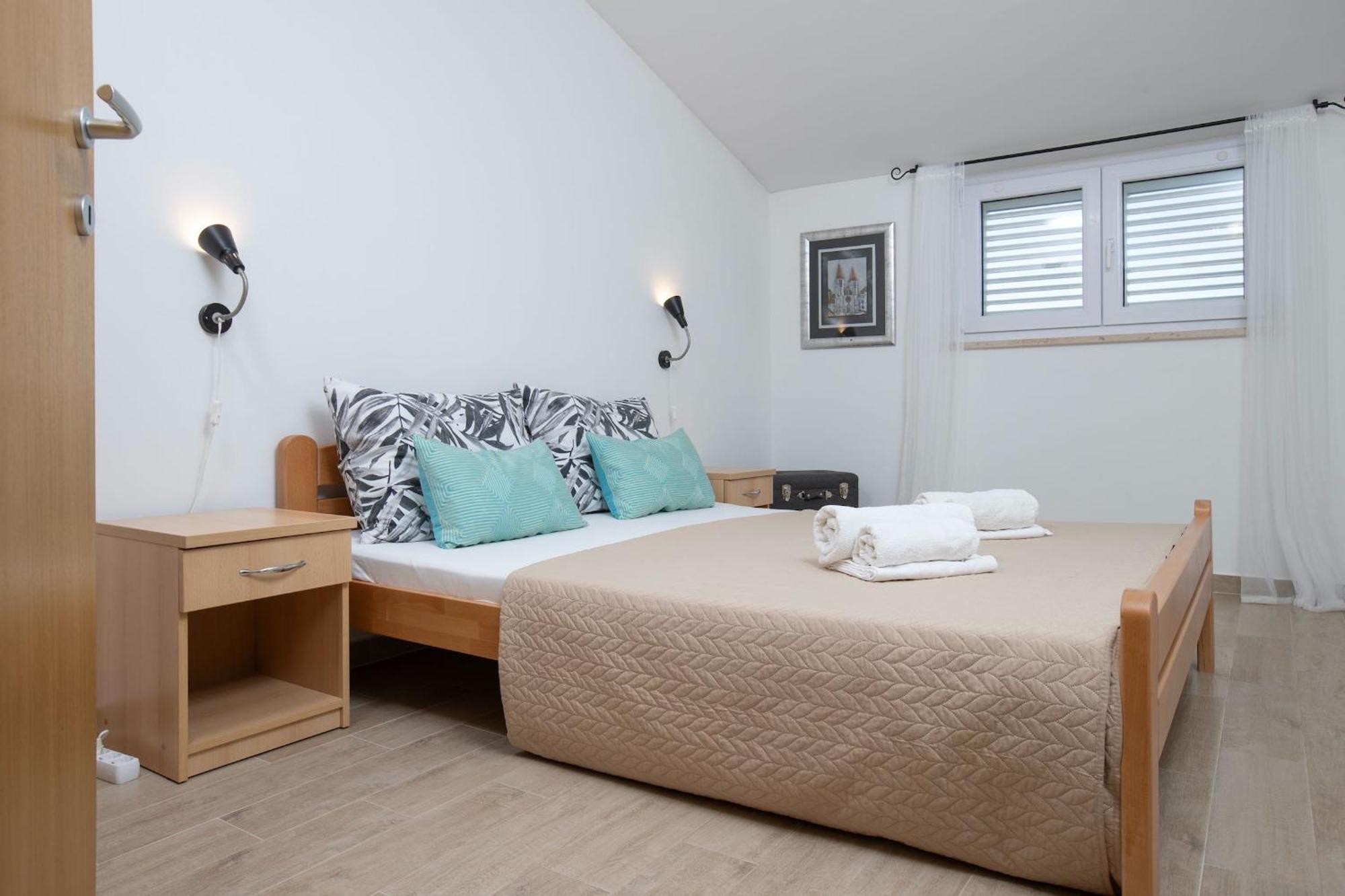 Goldfinch Estate Apartment บานโจเล ห้อง รูปภาพ