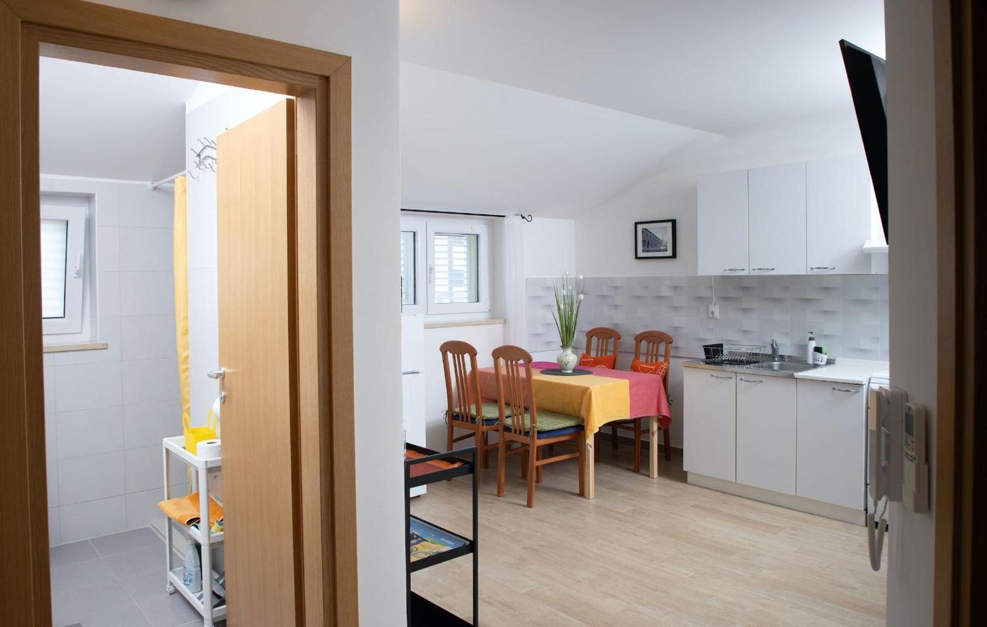 Goldfinch Estate Apartment บานโจเล ห้อง รูปภาพ